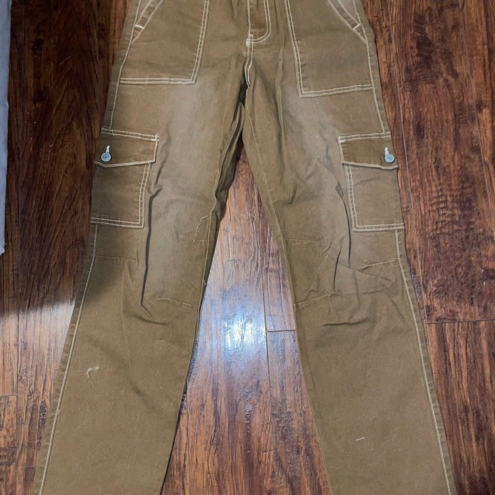 tan cargo pants